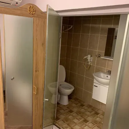 Διαμέρισμα Royal Garden Hotel