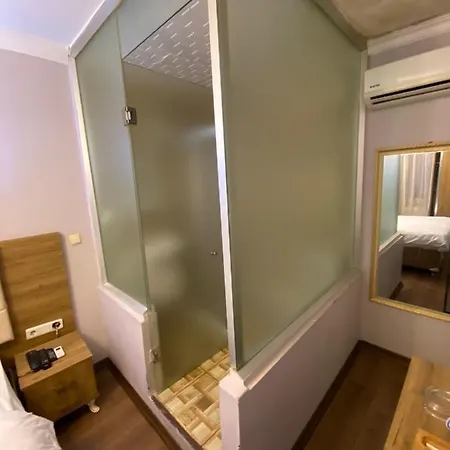 Royal Garden Hotel Apartment *